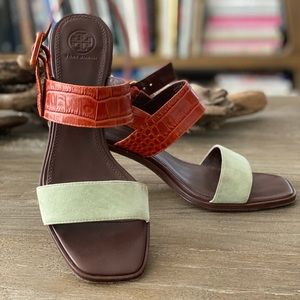 Tory Burch, croc 🐊 sandals.